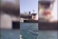 دریادار عظمایی: آمریکا جرئت نزدیک‌شدن به تنگه هرمز را ندارد/ آمریکا با ۷ ناوگان به قاچاقچی سوخت تبدیل شده است + فیلم